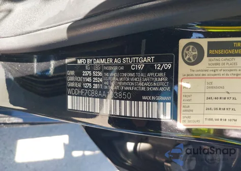 2010 Mercedes-Benz E 550 из США, поврежденный, VIN WDDHF7CB8AA153850